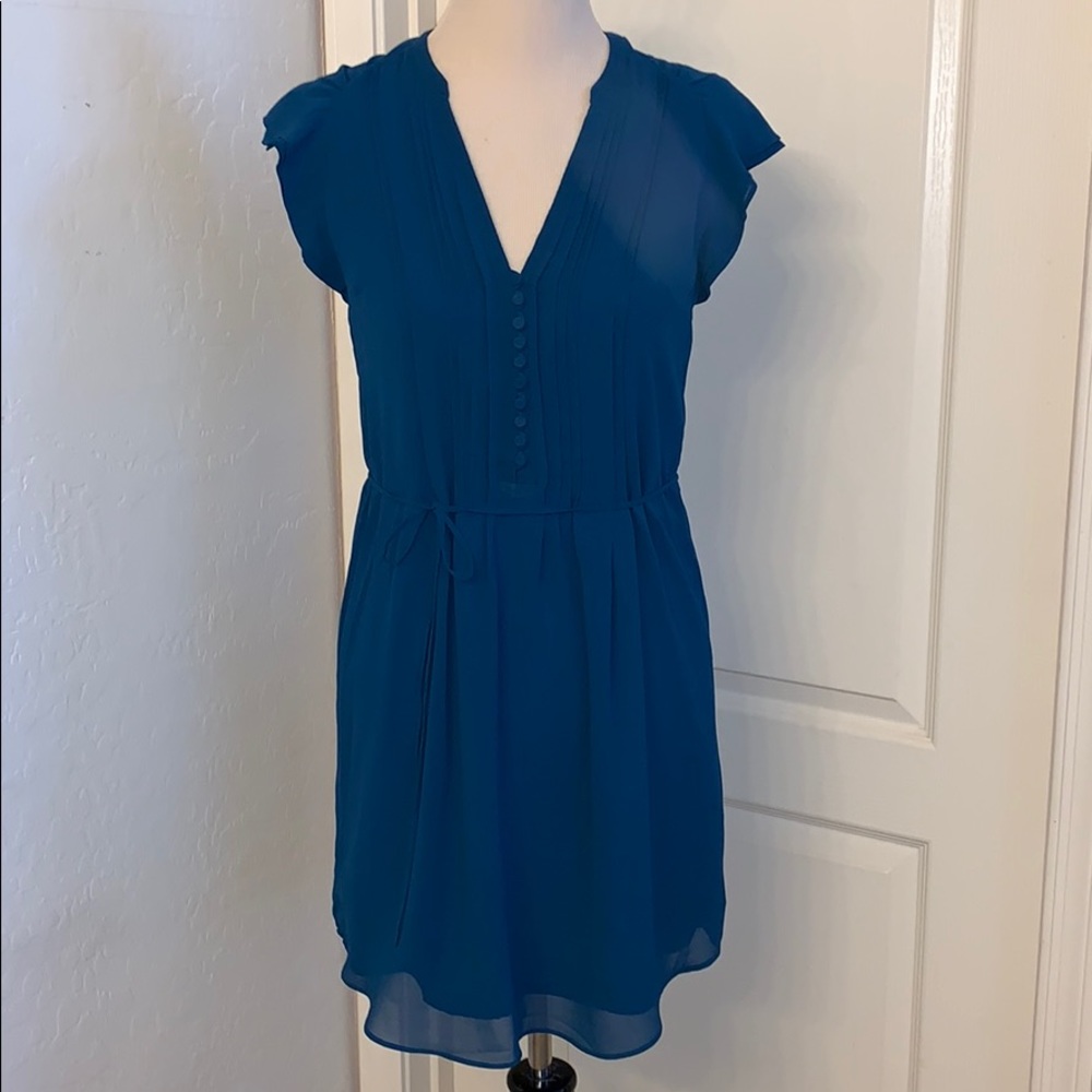 Classic Green Dress by H&M, Size 6 🌼